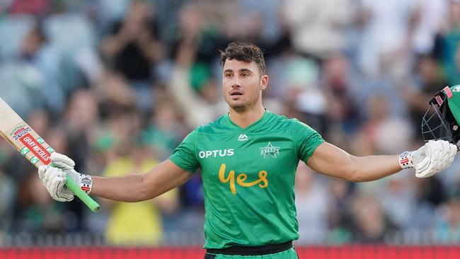 Marcus Stoinis celebrates his BBL record hundred against Sydney Sixers.