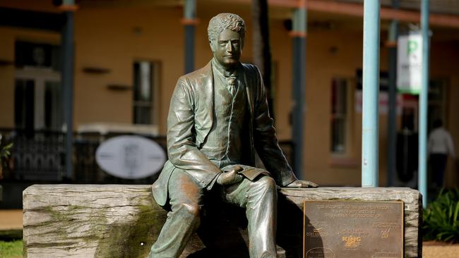 The statue of Edmund Barton in Port Macquarie. Picture: Nathan Edwards