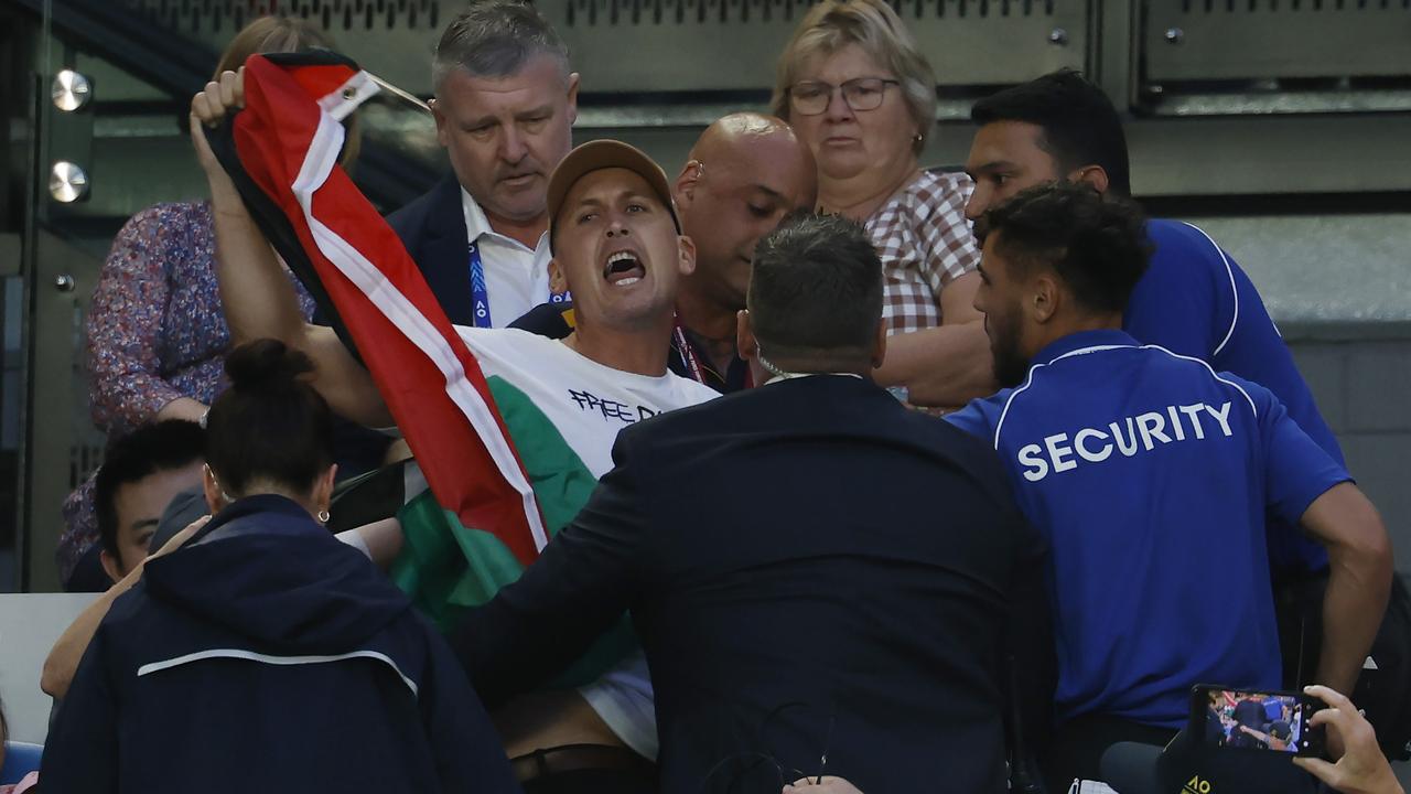 Protester stops Aussie Open final in its tracks