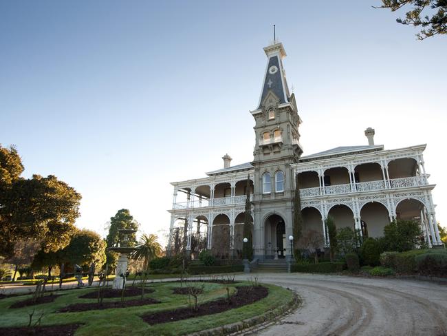 Rupertswood Mansion is closed for business to the public until further notice.