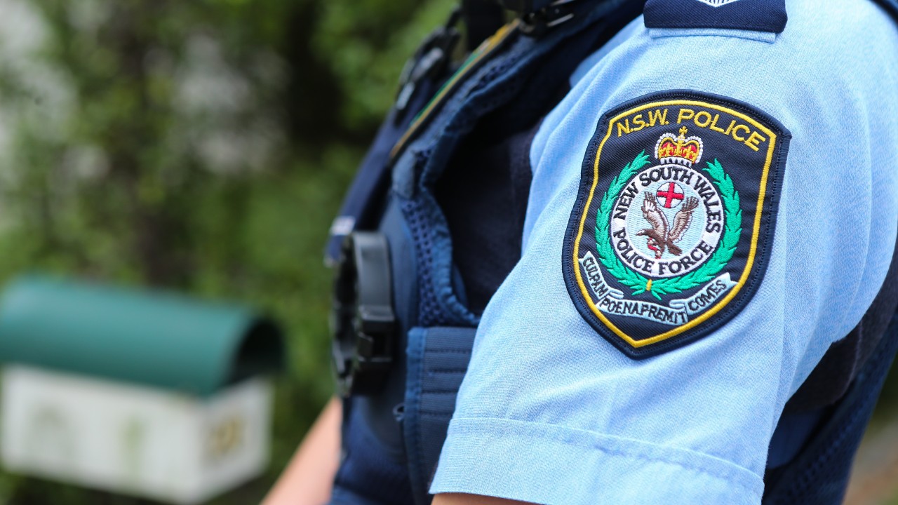 Off Duty Nsw Policeman Allegedly Assaults Woman And Two Fellow Officers In Hunter Region Sky 0856