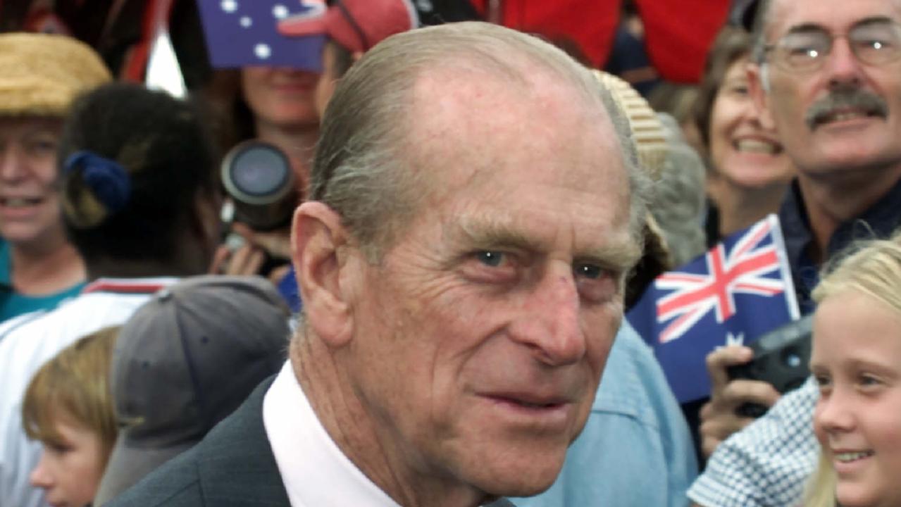 03 mAR 2002 .D/I. Royal Visit to Brisbane. Roma Street Parkland - Prince Philip the Duke of Edinburgh greeting the crowd. PicRob/Maccoll headshot royalt