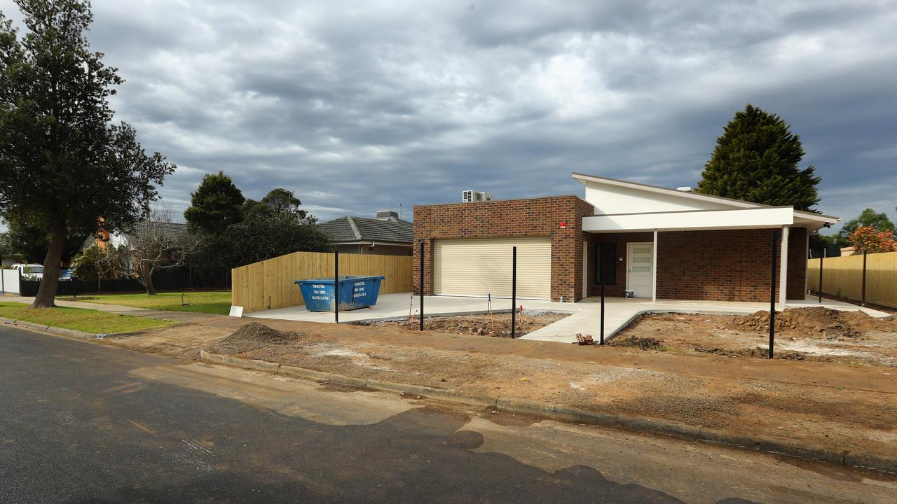 Neighbours say they were not consulted or given any information about this government property on Tahara St, Hamlyn Heights. Picture: Alison Wynd