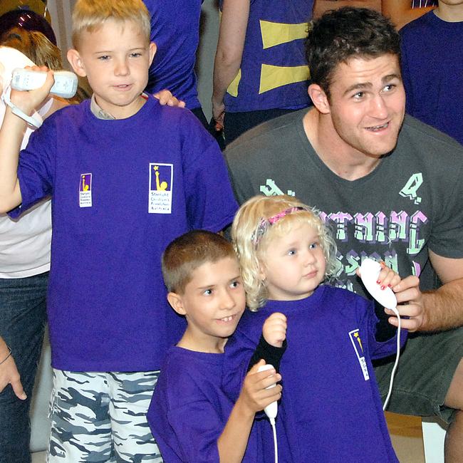 Starlight kids play Nintendo Wii at a Mater Children's Hospital Starlight Express Room in 2009.