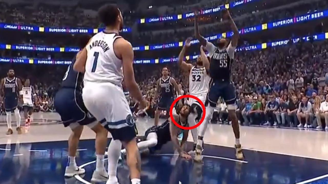 Dallas Mavericks player cops sickening blow.