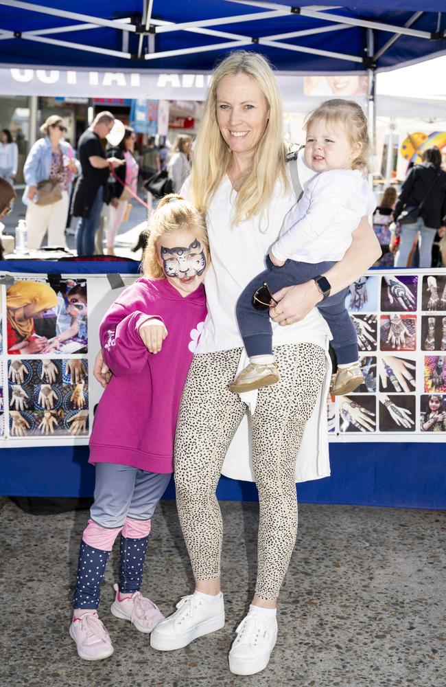 Meika, Michele and Saskia Hayward at CronullaFest at Cronulla on the 09/09/2023. Picture: Daily Telegraph/ Monique Harmer