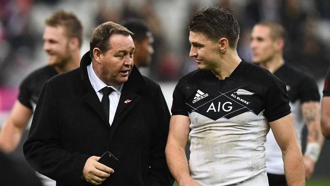 Steve Hansen has defended Sonny Bill Williams after the dual international came under fire for his