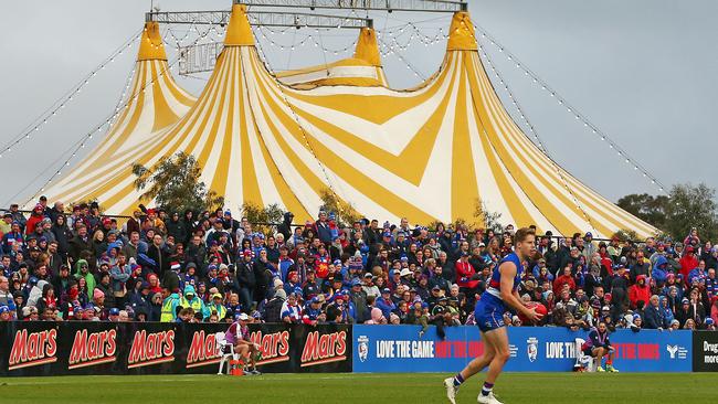 Western Bulldogs and the Brisbane Lions play at Mars Stadium. Picture: Scott Barbour/Getty Images.