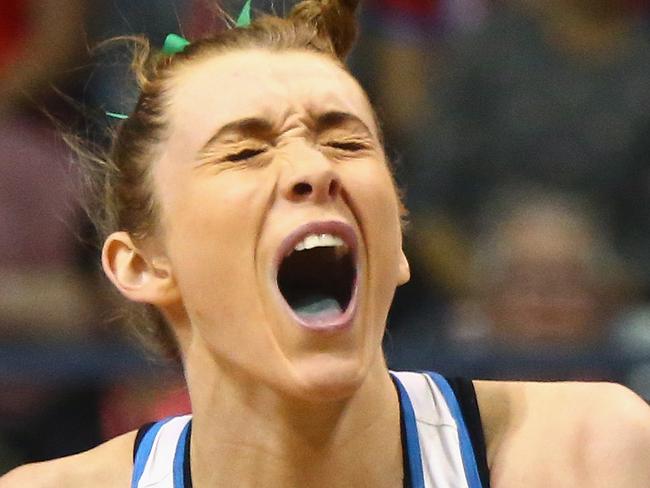 Helen Housby of the Swifits and Jo Weston of the Vixens challenge for the ball during the Round 9 Super Netball match between the NSW Swifts and the Melbourne Vixens at QuayCentre in Sydney, Saturday, June 30, 2018. (AAP Image/Jeremy Ng) NO ARCHIVING, EDITORIAL USE ONLY