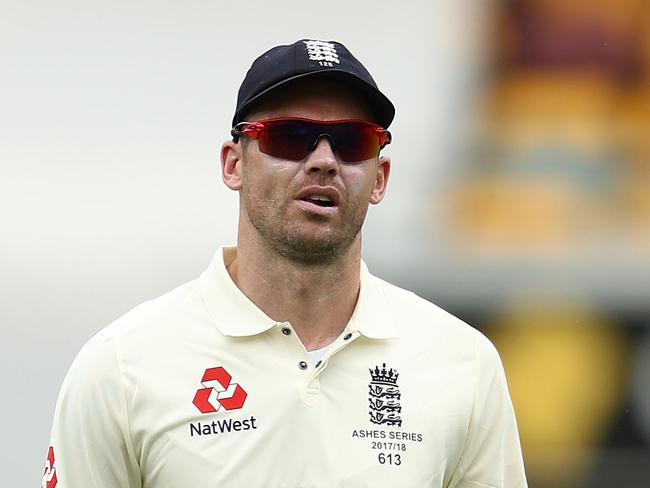 BRISBANE, AUSTRALIA - NOVEMBER 25:  James Anderson of England looks on while fielding during day three of the First Test Match of the 2017/18 Ashes Series between Australia and England at The Gabba on November 25, 2017 in Brisbane, Australia.  (Photo by Ryan Pierse/Getty Images)