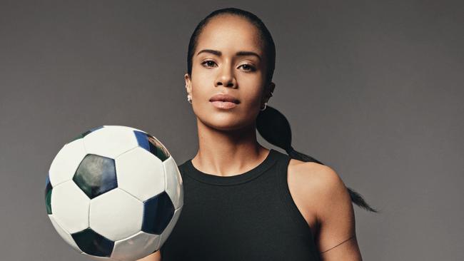 Mary Fowler is on the cover of Marie Claire’s 2023 Women of the Year edition. Photo: Candice Lake