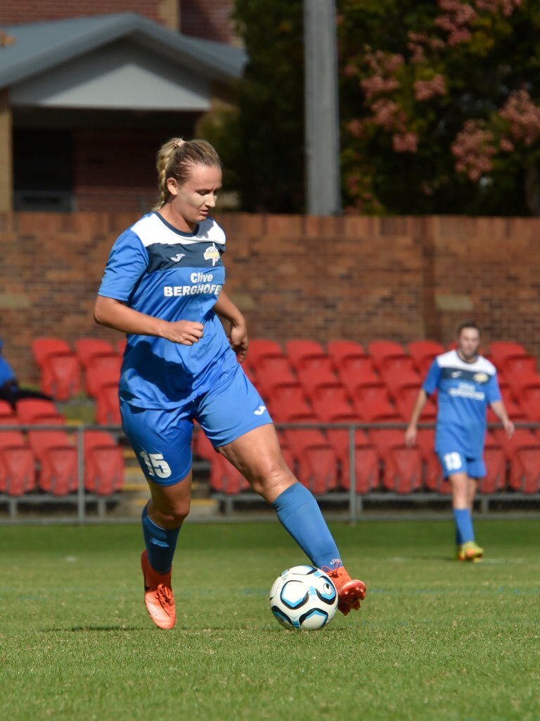 Melanie Lloyd. SWQ Thunder Women vs Brisbane Roar at Clive Berghofer Stadium, April 2018. Picture: Bev Lacey