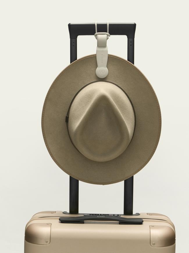 Klipsta hat clip.