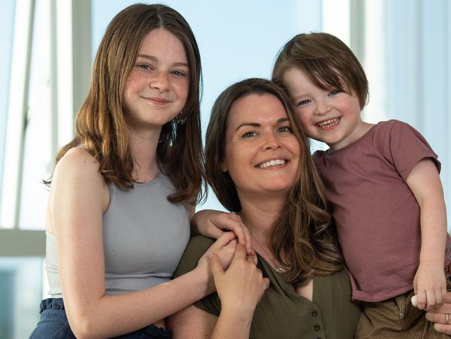 BAREFOOT INVESTOR REPLACEMENT COLUMN: Sara Smith, 39, deferred her mortgage during the pandemic after suffering an income hit. She said the mortgage deferral took the financial pressure off during the pandemic and she's since started to repay her loan. Sara her with children Macklin, 3, and Sienna, 14. Picture: Jason Edwards