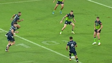 A controversial try kept the Cowboys in the game, with Fox League commentators Cooper Cronk and Andrew Voss believing Justin O'Neill was offside.