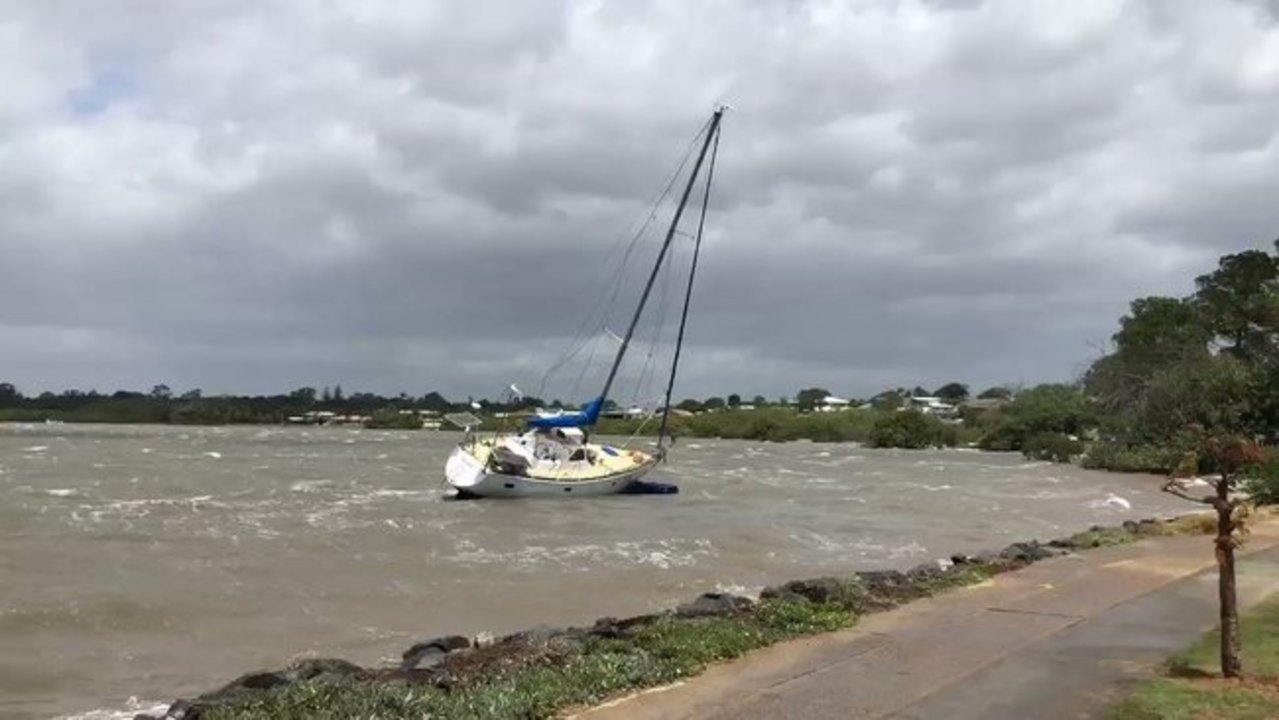 Choppy Seas Off Queensland Coast Set Boats Adrift as Cyclone Oma Passes