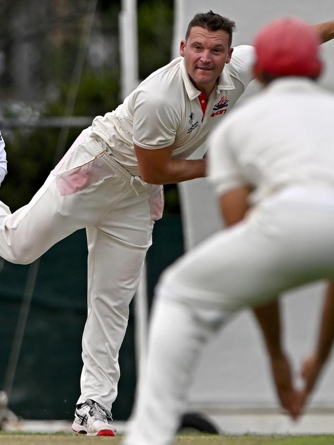 Dean Russ rolls the arm over for Footscray. Picture: Andy Brownbill