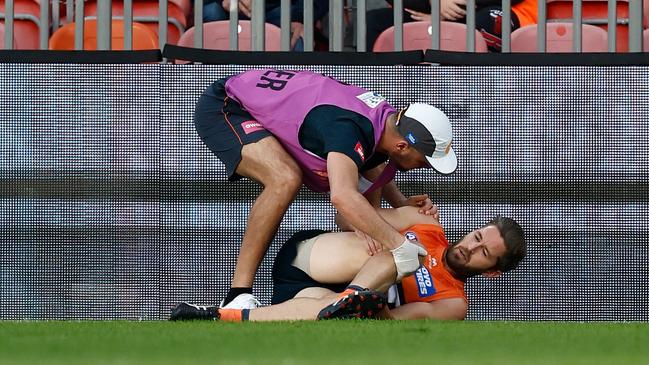 Ward in the hands of trainers. (Photo by Michael Willson/AFL Photos via Getty Images)