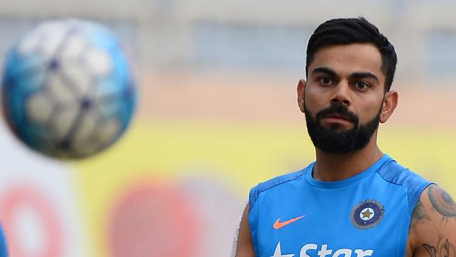 Virat Kohli has the weigh of expectations on his dodgy shoulder going in to the deciding Test of an incredible series.