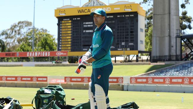 Alex Carey preparing for the first Test against Pakistan in Perth. Picture: Paul Kane/Getty Images