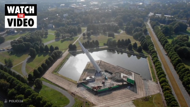 Latvia demolishes Soviet-era monument