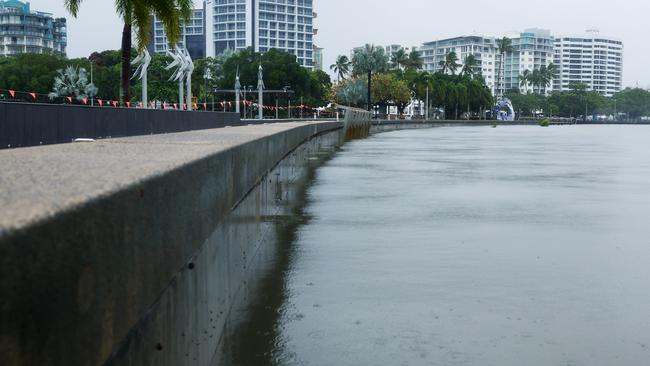 Despite a large high tide, the seawall on the Cairns Esplanade was not breached as Tropical Cyclone Jasper approaches the Far North Queensland coast. Picture: Brendan Radke