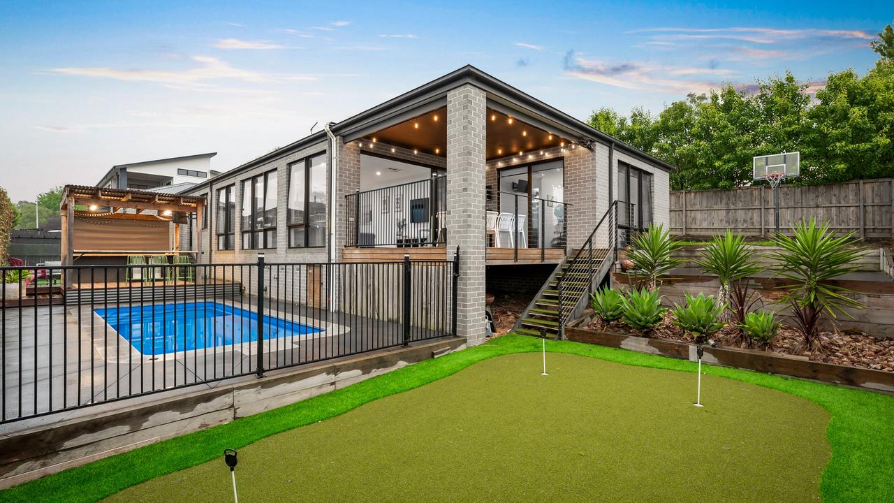 Austinn Jones Bunyip property has now sold.