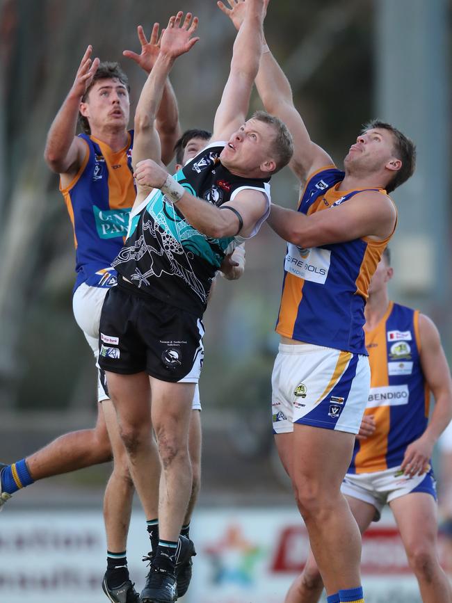 Maryborough star Coby Perry, centre, will play for Castlemaine next year. Picture: Yuri Kouzmin