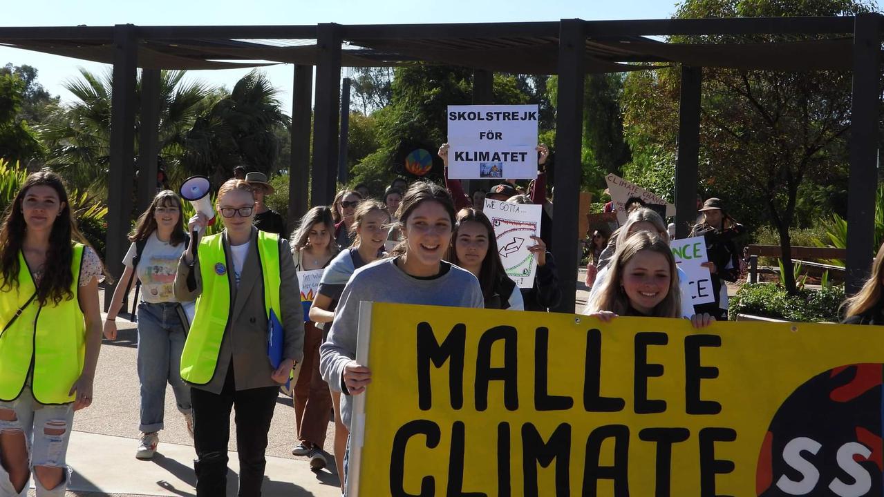 Ella Beard leading the Mildura school strike for climate action.