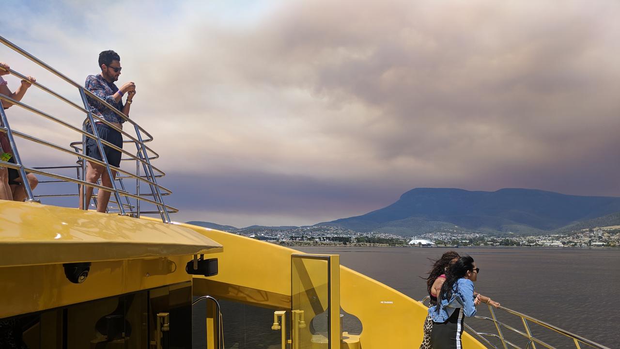 Smoke in Hobart from bushfires. Picture: AMANDA DUCKER