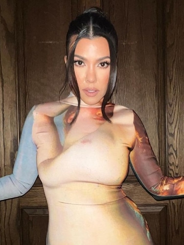 Fans have rinsed Kourtney for her latest fashion choice.