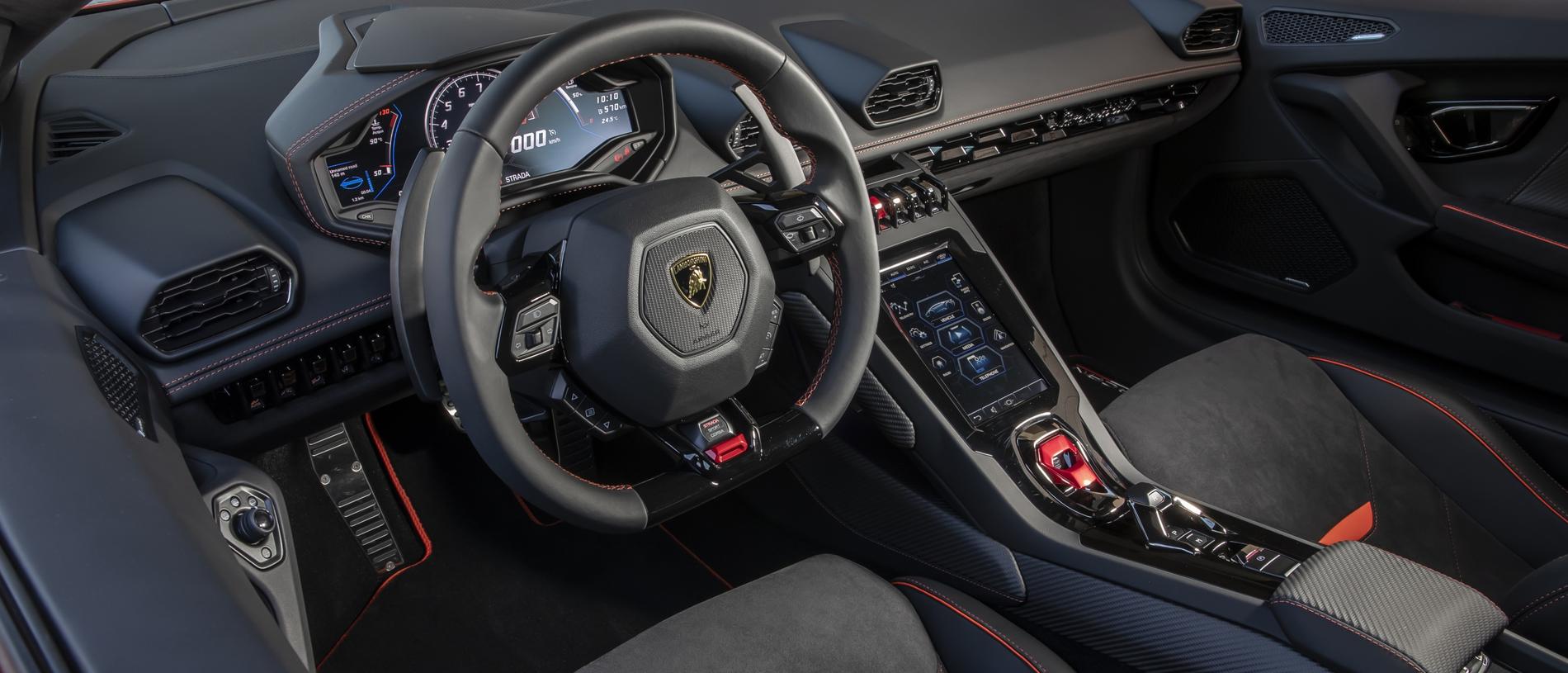 Huracan cabin: Beautiful styling, snug seats — and race-car look and feel to the dash