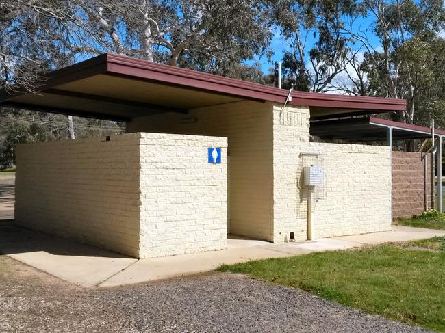 A mid-century facility in Mount Macedon.