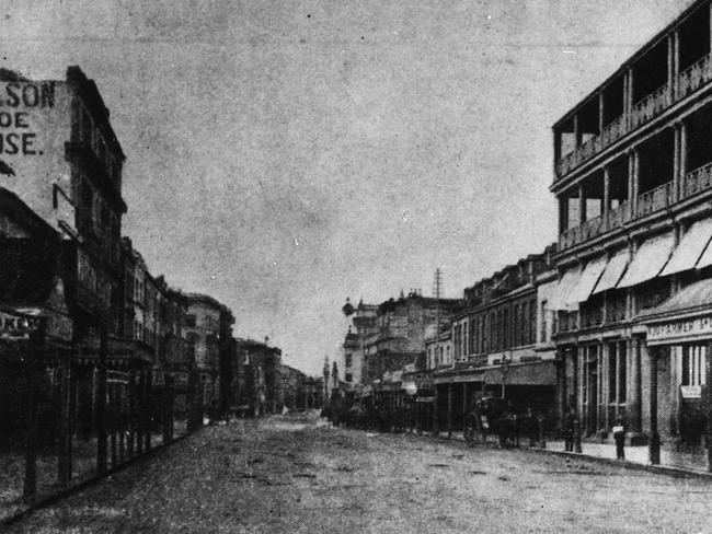 George Steet in 1882, eight before the arrival of Sydney’s first motor vehicle.