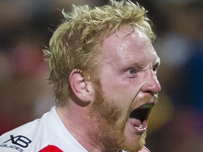Jack de Belin of the Dragons scores and James Graham  celebrates during the Round 1 NRL match between the St George-Illawarra Dragons and the Brisbane Broncos at UOW Jubilee Oval in Sydney, Thursday, March 8, 2018. (AAP Image/Craig Golding) NO ARCHIVING, EDITORIAL USE ONLY