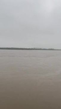 Floods caused by heavy rainfall are slamming Mackay and surrounding regions