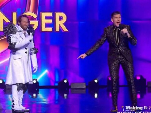 Ben Lee was unveiled at the Masked Singer Australia on Sunday.