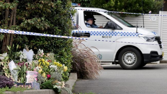 The unit block where Newcastle mum Mackenzie Anderson was stabbed to her death by her former partner Tyrone Thompson. Picture: Toby Zerna