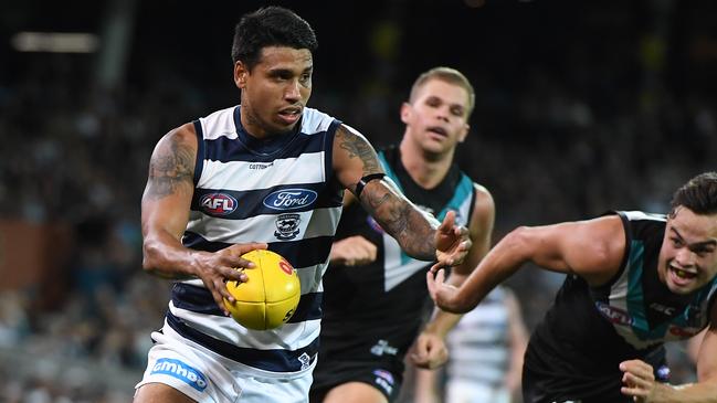 Tim Kelly would prefer to stay at Geelong than play for Fremantle despite his family circumstances.