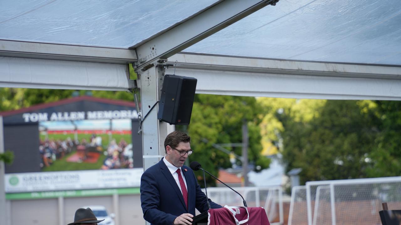 Geoff McDonald speaks at the funeral for his father, Jeff McDonald.