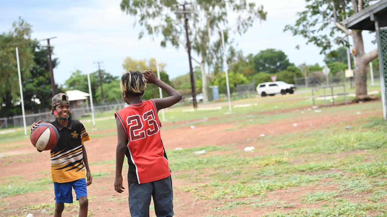 Rockhole residents take their first steps outside after a week long hard lockdown. Picture: Amanda Parkinson