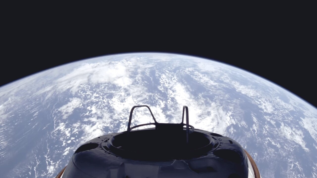 ‘Really phenomenal’: SpaceX’s commercial space walk praised | Sky News ...