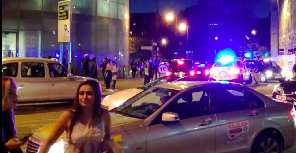 Ariana Grande fans flee Manchester Arena blast