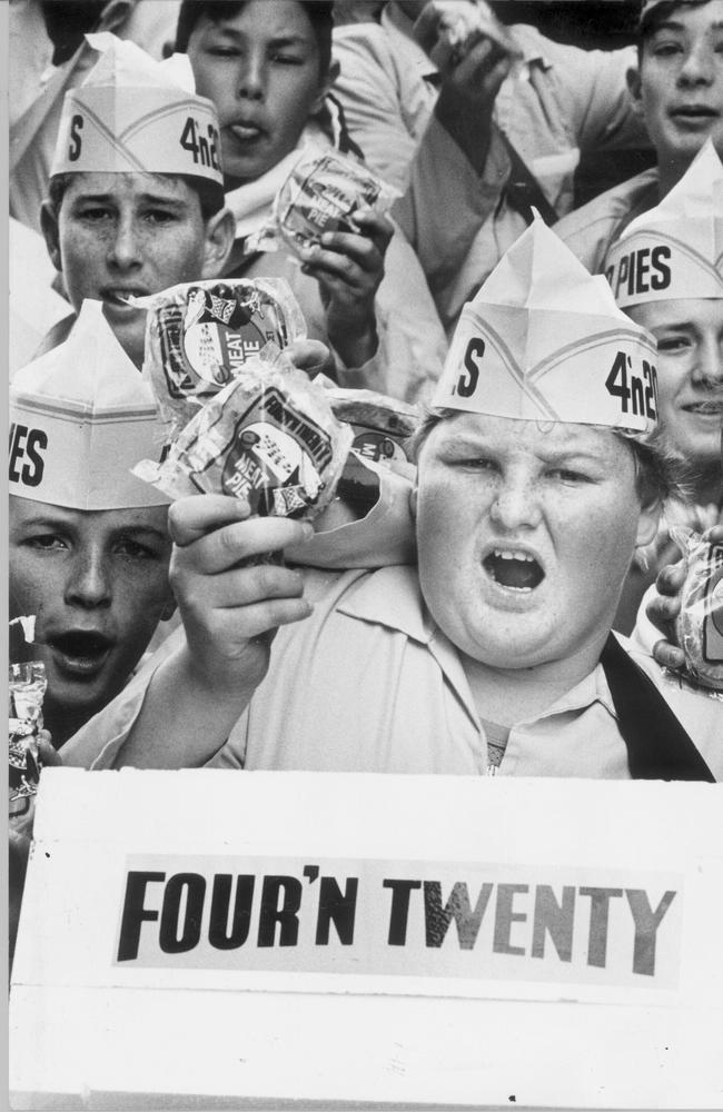 Four'N Twenty pies being sold at the footy in 1989.