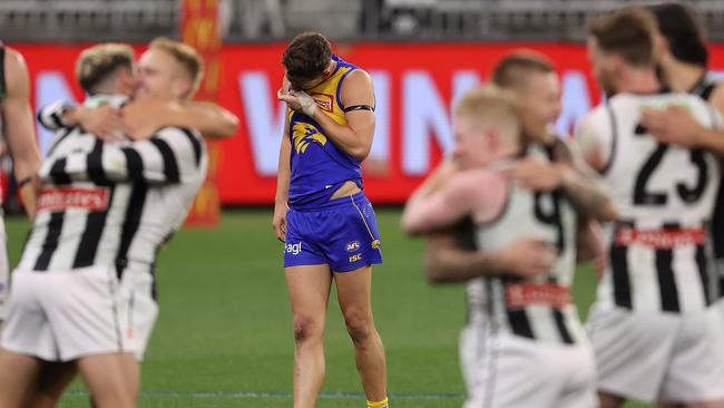 PERTH, AUSTRALIA - OCTOBER 03: Jack Redden of the Eagles reacts after being defeated during the AFL First Elimination Final match between the West Coast Eagles and the Collingwood Magpies at Optus Stadium on October 03, 2020 in Perth, Australia.  (Photo by Paul Kane/Getty Images)