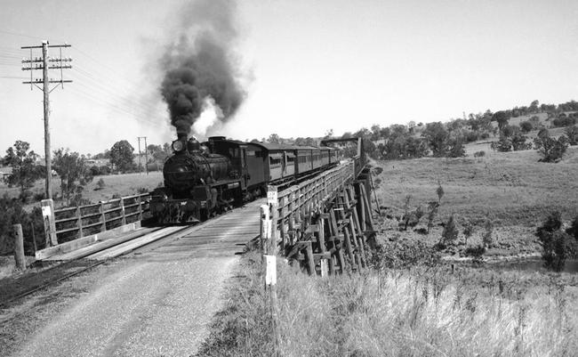 The Dickabram Bridge around the time that it was first opened.