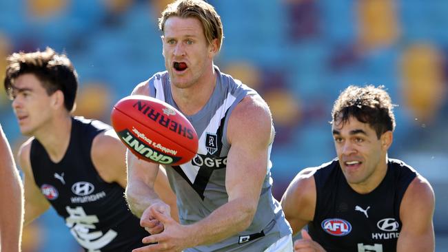 Tom Jonas and his teammates need to sort out their defensive structure, says Mick McGuane.