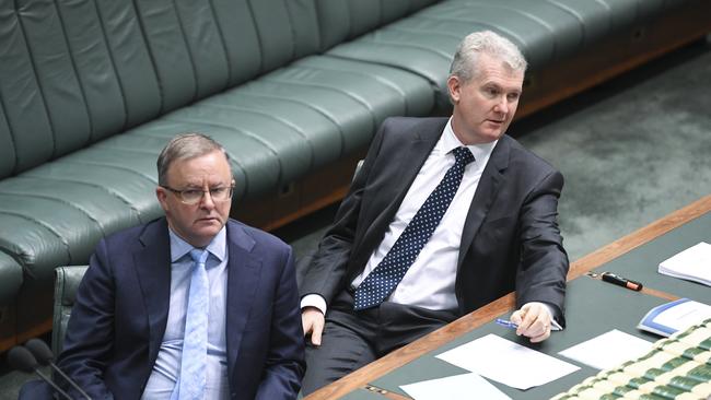 Leaders have historically been dumped by their parties in the parliamentary sitting weeks immediately preceding the six week winter break. Picture: AAP