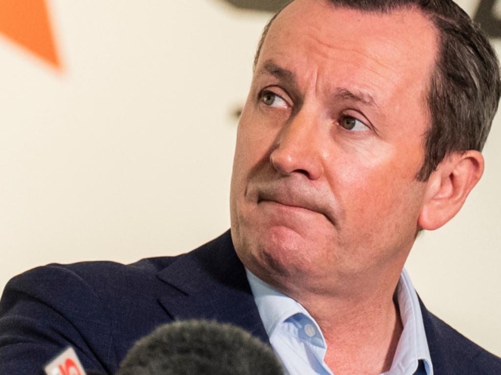 PERTH, AUSTRALIA. NewsWire Photos DECEMBER 1 2020: The Premier of Western Australia, Mark McGowan speaks to the media at Perth airport  about opening the borders with other states. Picture: NCA NewsWire / Tony McDonough