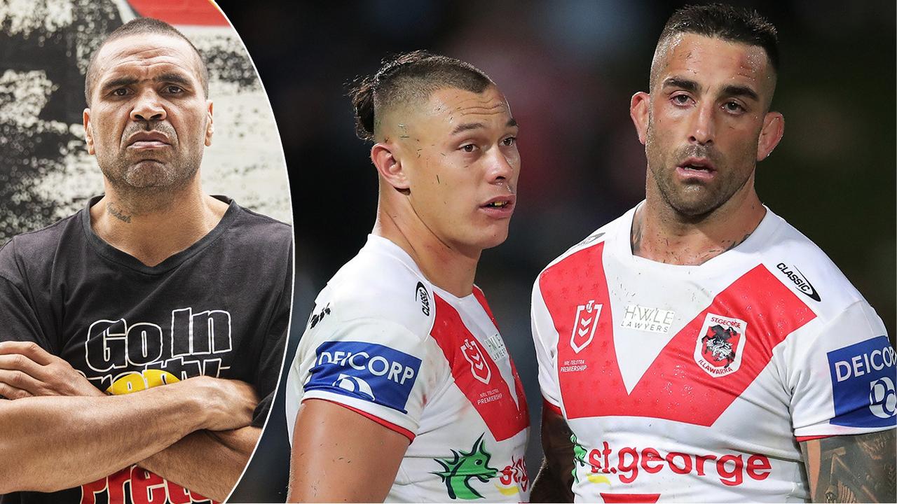 Anthny Mundine says sacked Dragon Paul Vaughan and the other sanctioned St George Illawarra players should take legal action against the club and the NRL.